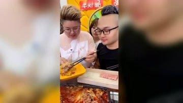 娱乐吃瓜酱求角,揭秘明星幕后故事，带你走进娱乐圈的神秘角落